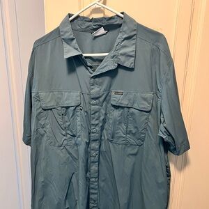 Columbia Dark Green Casual Shirt